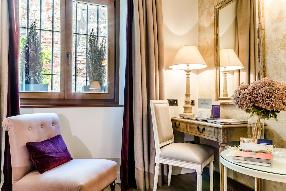 Hotel-Img