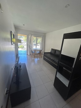 las lomas suite and spa