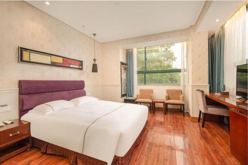 yiwu baiheng hotel