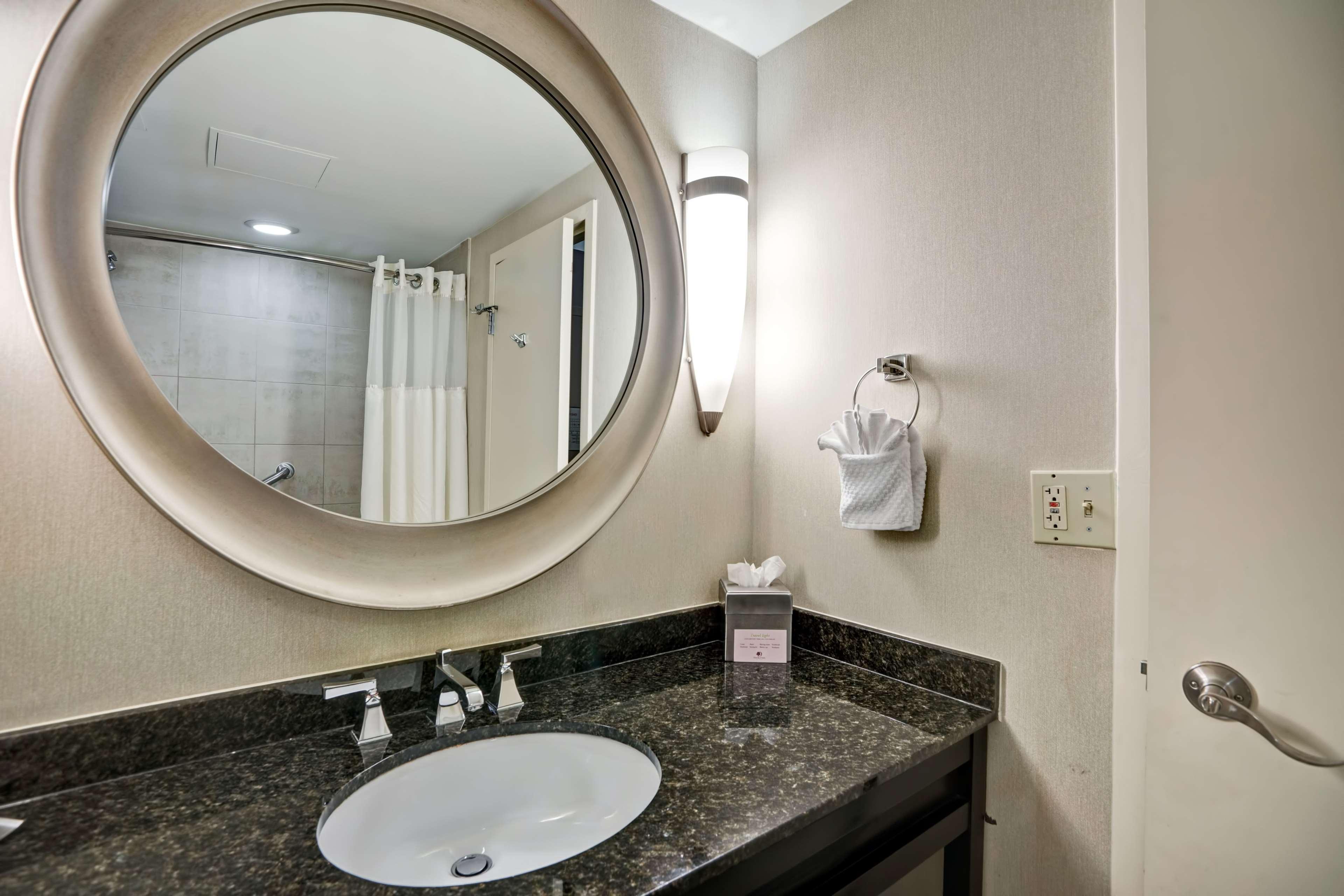 doubletree by hilton downtown wilmington legal district