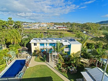 coral inn boutique resort