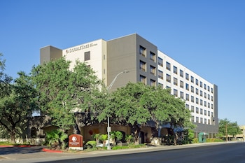 doubletree by hilton san antonio downtown