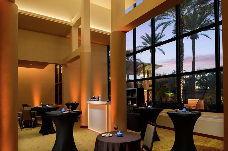 doubletree suites by hilton phoenix