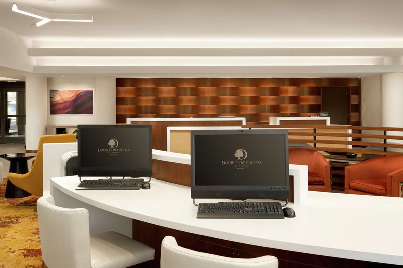 doubletree suites by hilton phoenix