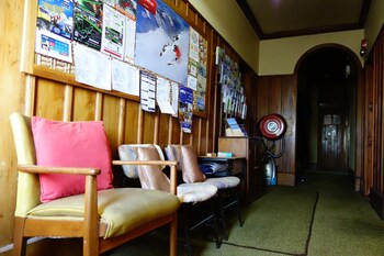 big tree lodge methven hostel