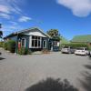 big tree lodge methven hostel