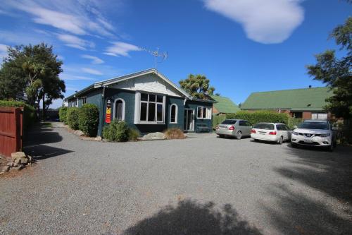 big tree lodge methven hostel
