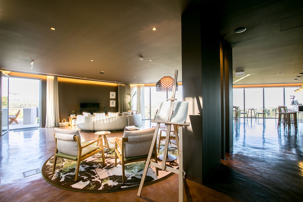vale dazenha hotel and residences
