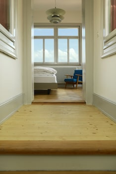 hotel restaurant militarkantine