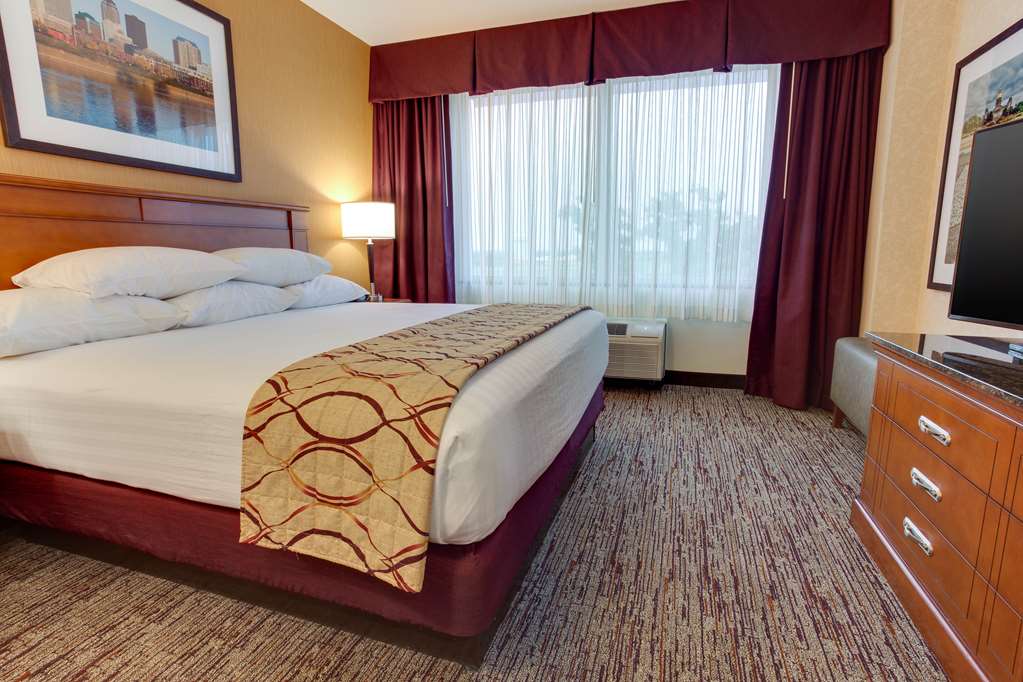 drury inn and suites west des moines