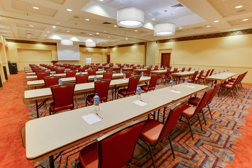 drury inn and suites west des moines