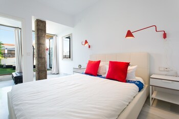 the zentral suites and apartments