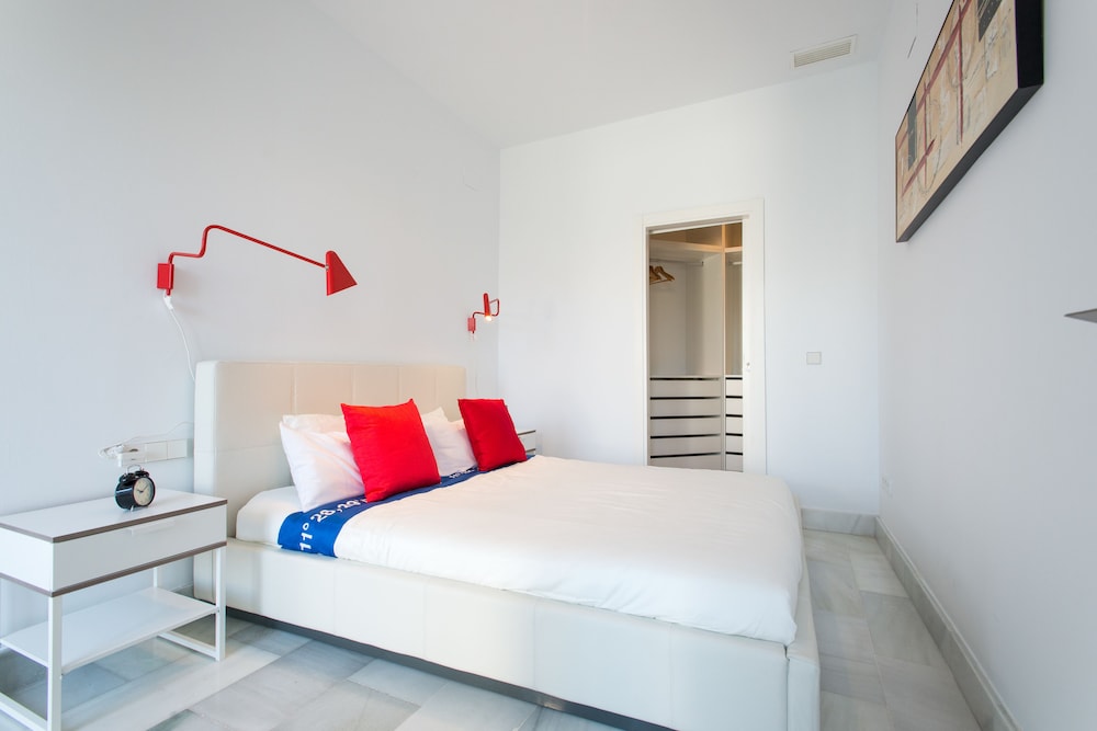 the zentral suites and apartments