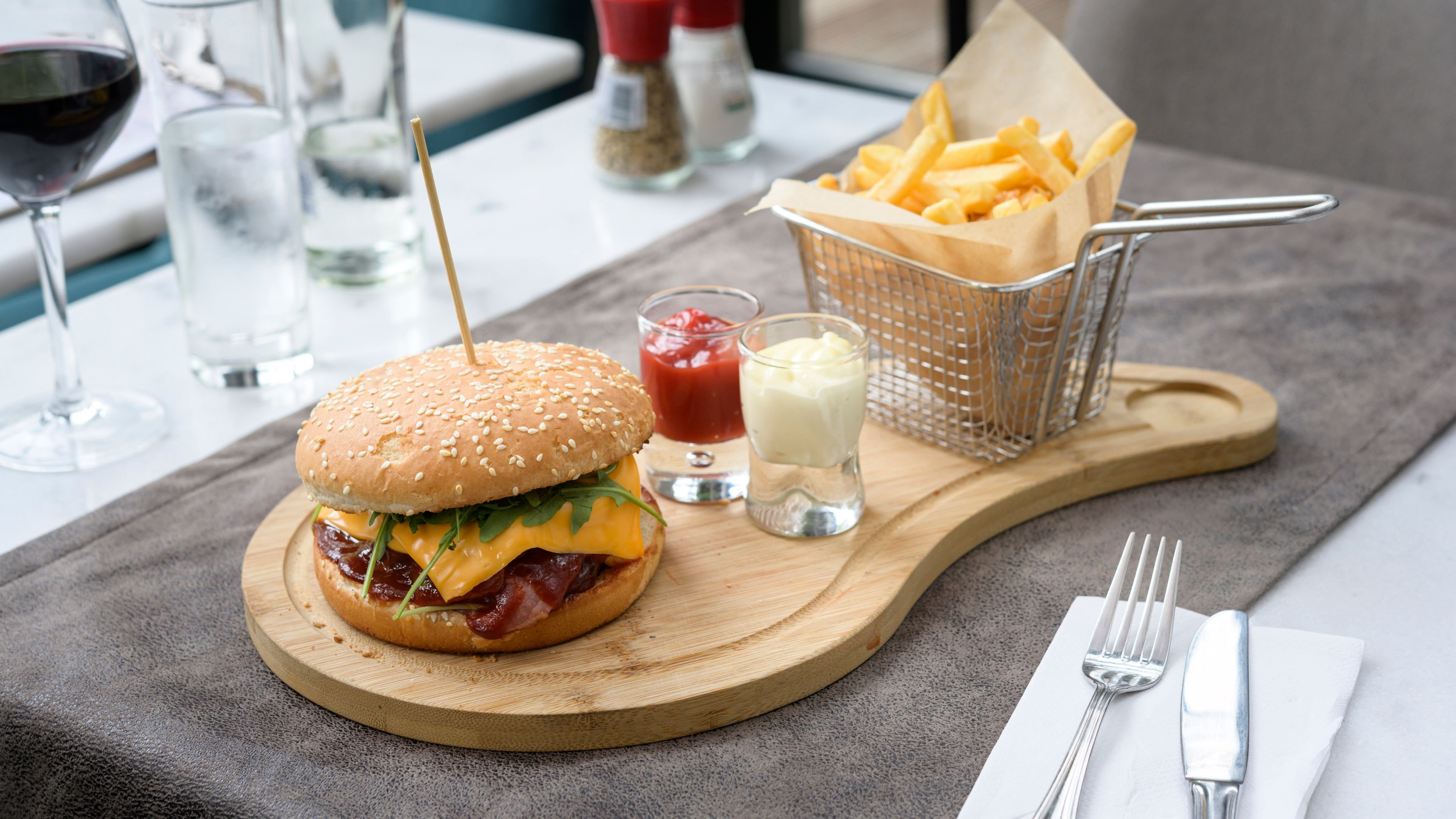 holiday inn brussels schuman by ihg