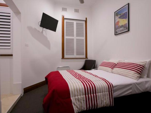 pier hotel coffs harbour