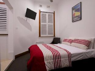 pier hotel coffs harbour