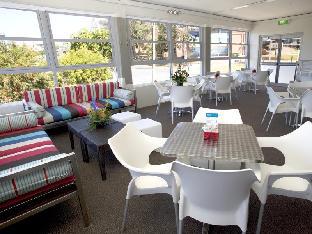 pier hotel coffs harbour