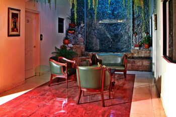 Hotel-Img