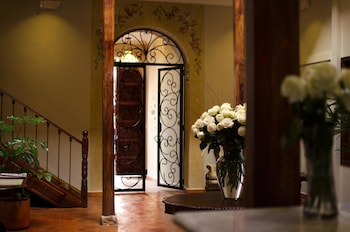 Hotel-Img