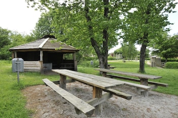 Thyregod Kursuscenter,Give>>Billund,3 star