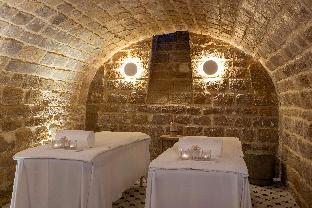 le petit beaumarchais hotel and spa