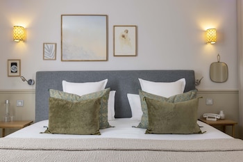 le petit beaumarchais hotel and spa