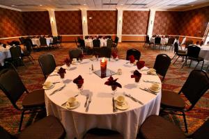 doubletree suites by hilton tucson airport