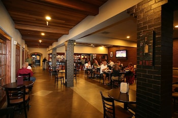 doubletree suites by hilton tucson airport