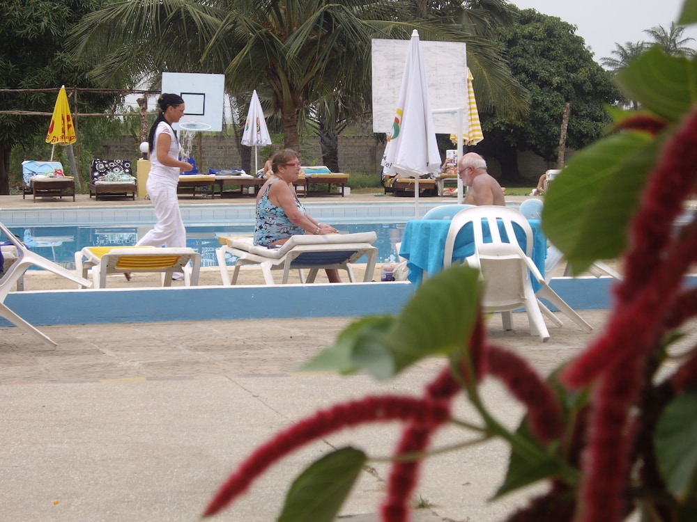 mansea beach hotel and resort