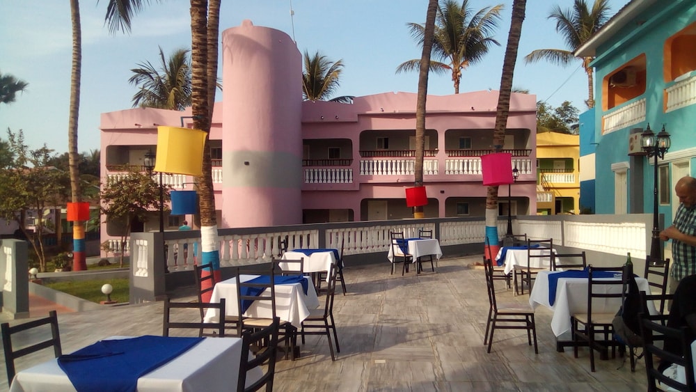 mansea beach hotel and resort