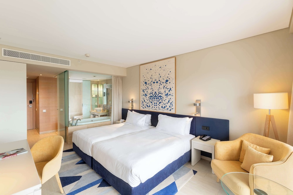 hilton vilamoura as cascatas golf resort and spa