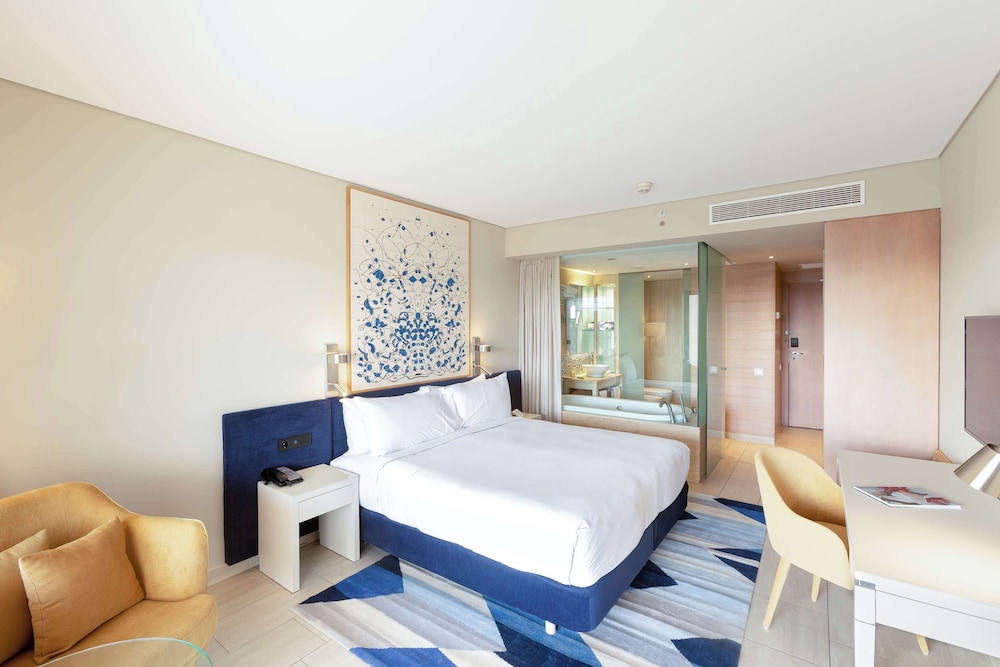 hilton vilamoura as cascatas golf resort and spa