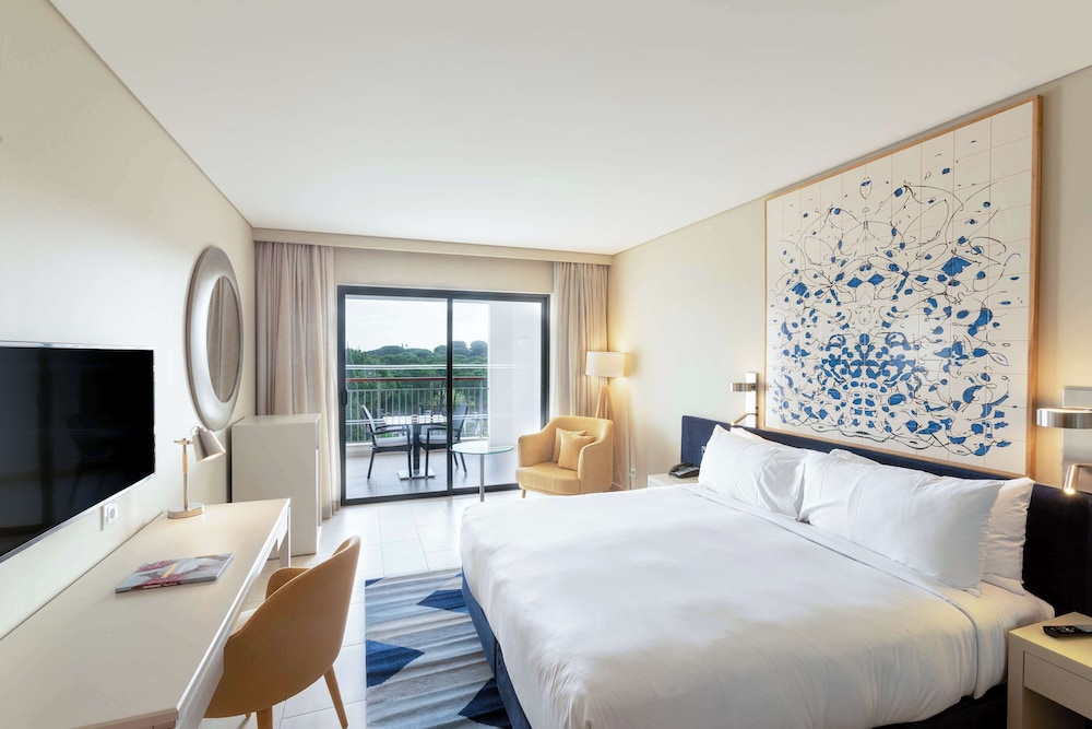 hilton vilamoura as cascatas golf resort and spa