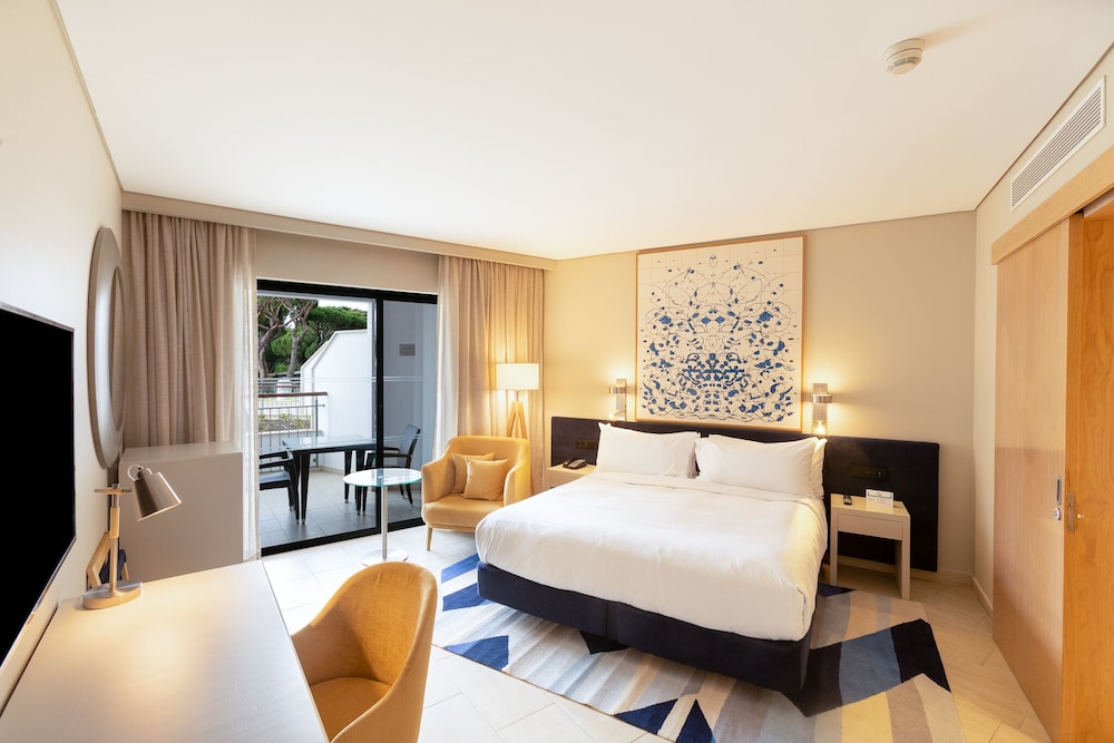 hilton vilamoura as cascatas golf resort and spa