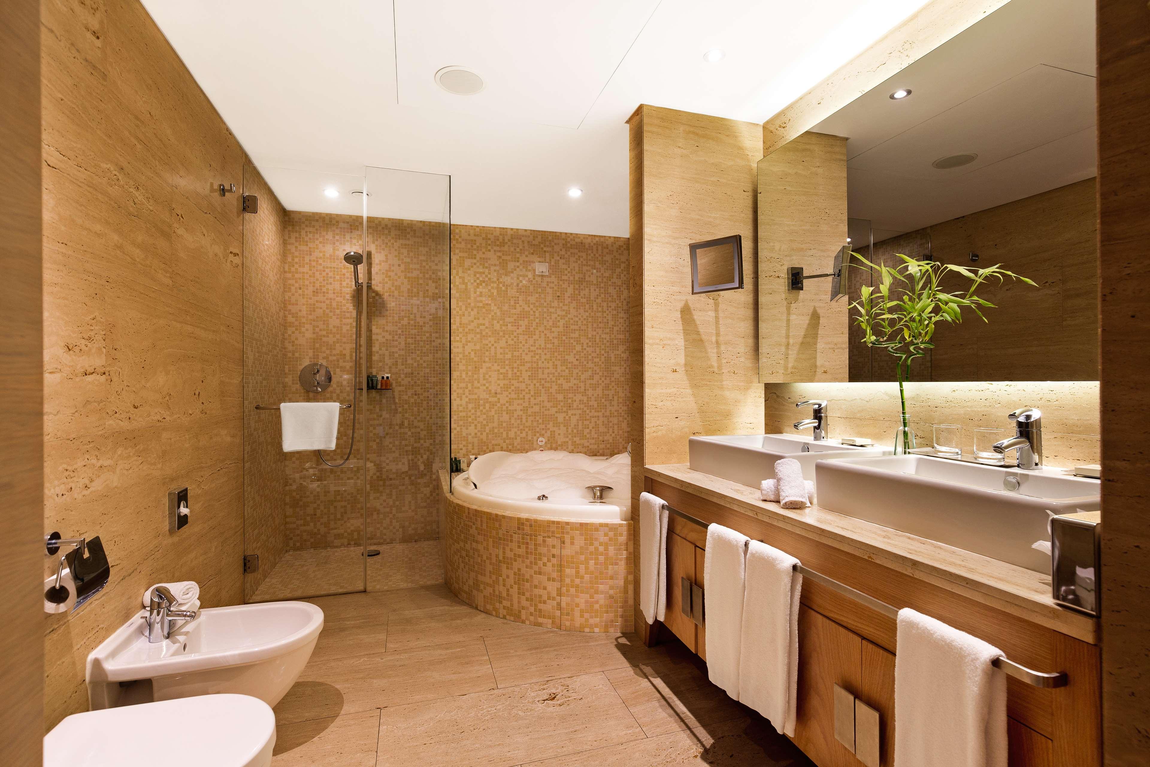 hilton vilamoura as cascatas golf resort and spa