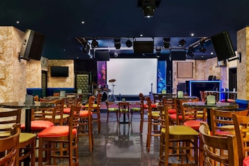 la quinta by wyndham dubai jumeirah