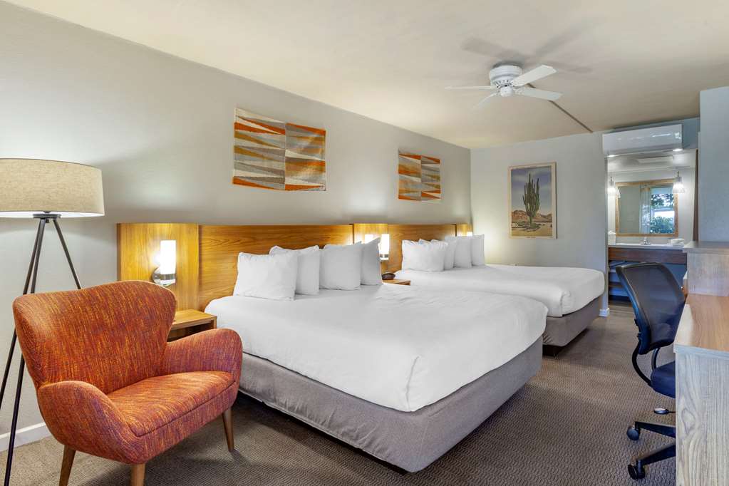 magnuson hotel papago inn