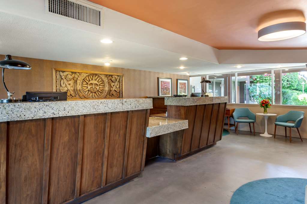 magnuson hotel papago inn