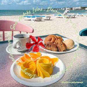 cocoplum beach hotel