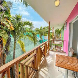 cocoplum beach hotel