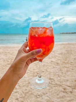 cocoplum beach hotel