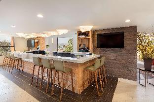 doubletree by hilton pomona