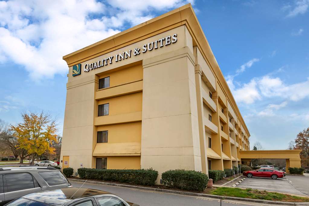 quality inn and suites raleigh durham airport