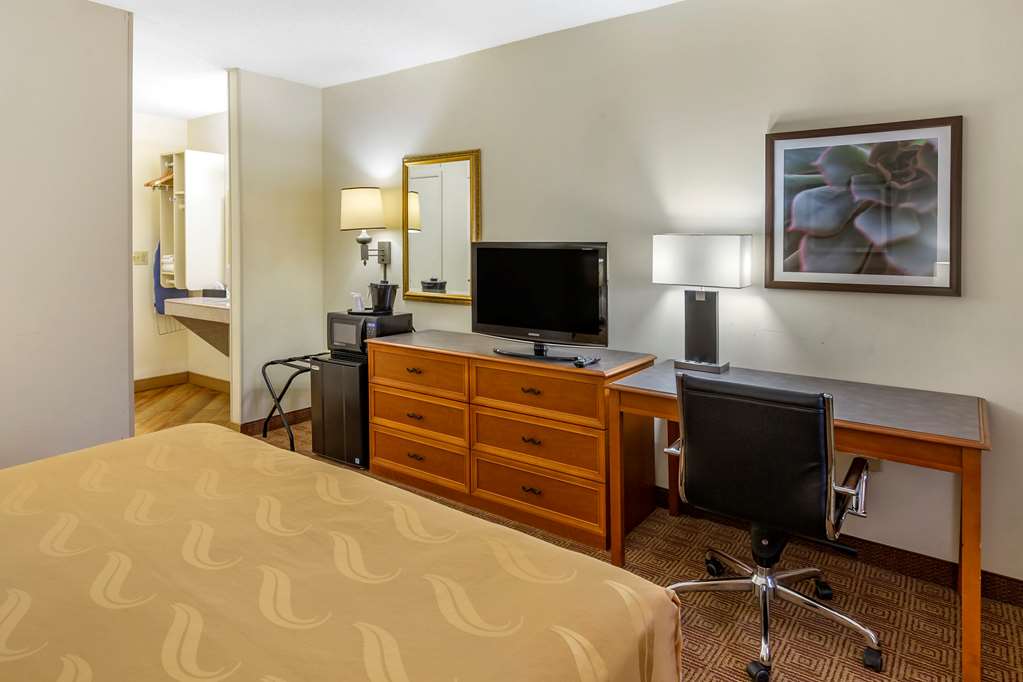 quality inn and suites raleigh durham airport