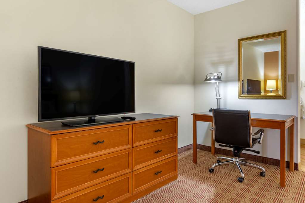 quality inn and suites raleigh durham airport