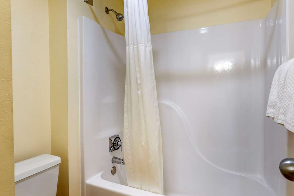 quality inn and suites raleigh durham airport