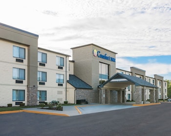 comfort inn metro airport
