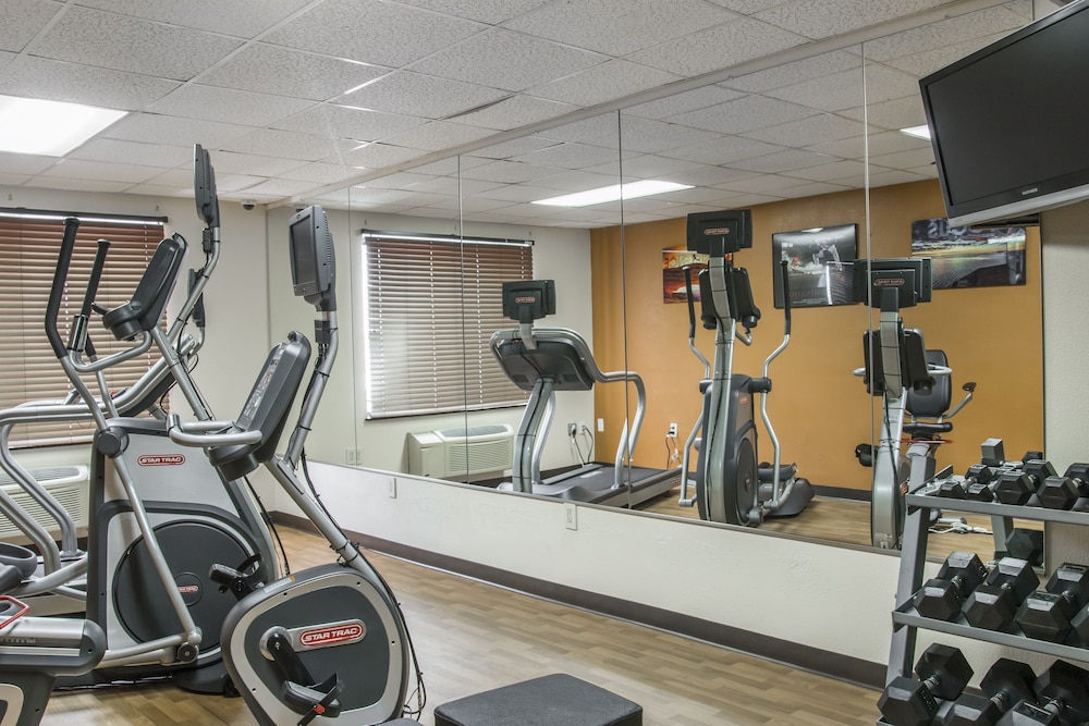 comfort inn metro airport