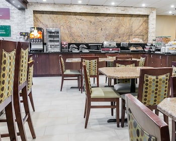 comfort inn metro airport