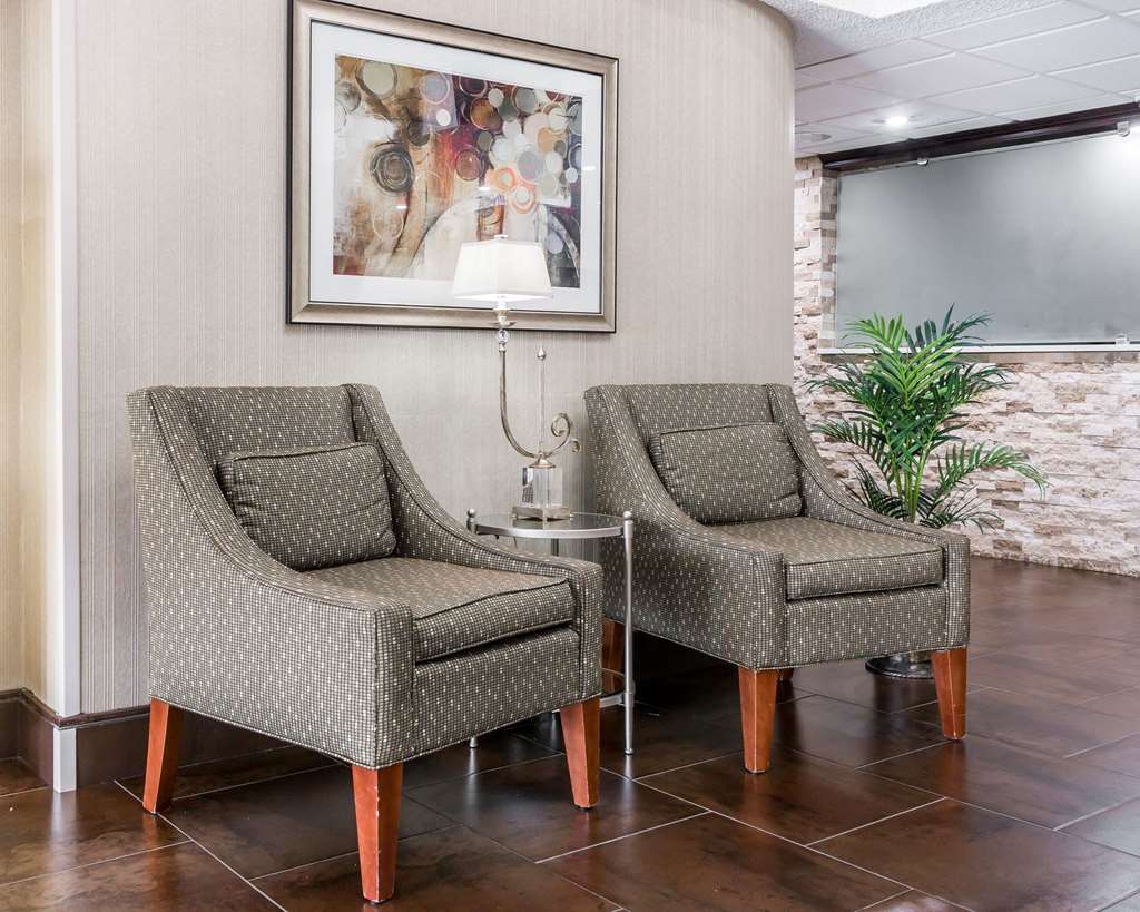 comfort inn metro airport